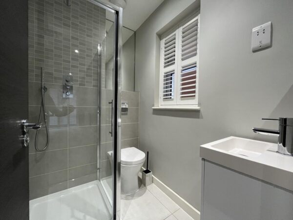 717 London Road, Cheam, Sutton