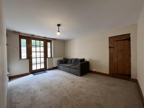 Rectory Lane, Ifield Green
