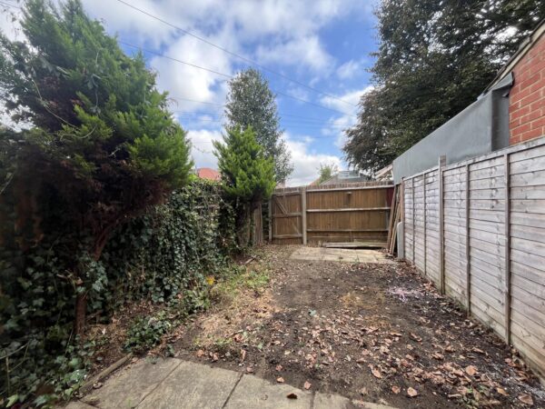 Lintons Lane, Epsom