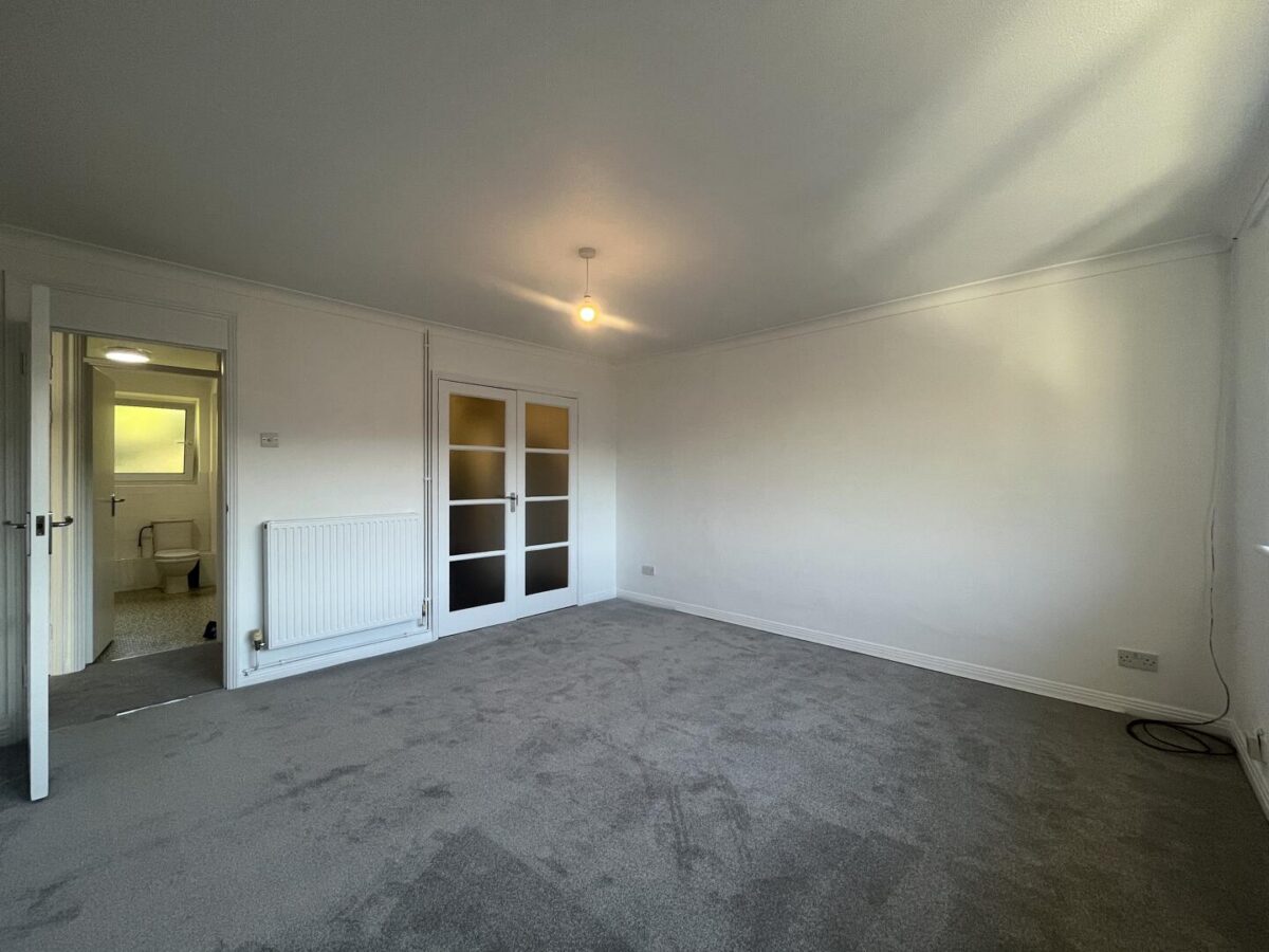 Ridgeway Road, Redhill