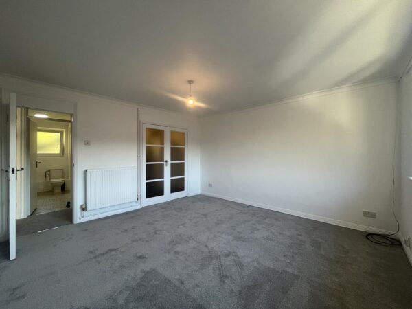 Ridgeway Road, Redhill