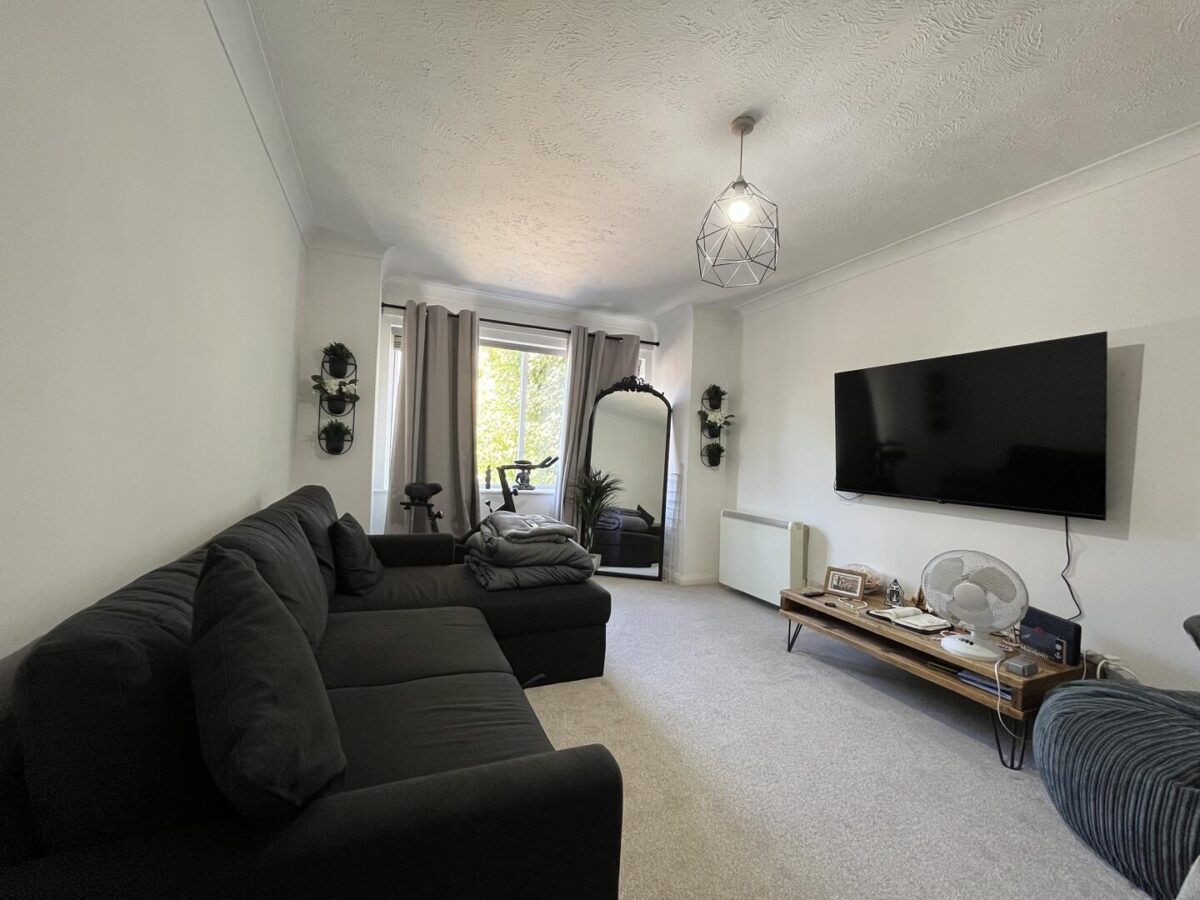 Bonehurst Road, Horley
